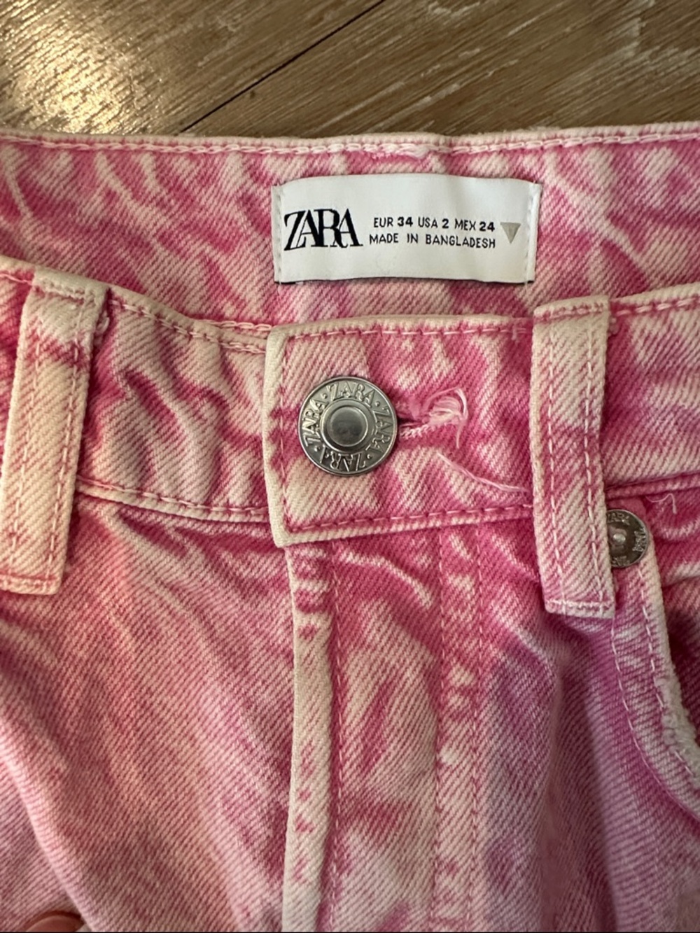 Zara Size 2 Pink High-Rise Denim Shorts - Women - Picture 2 of 3
